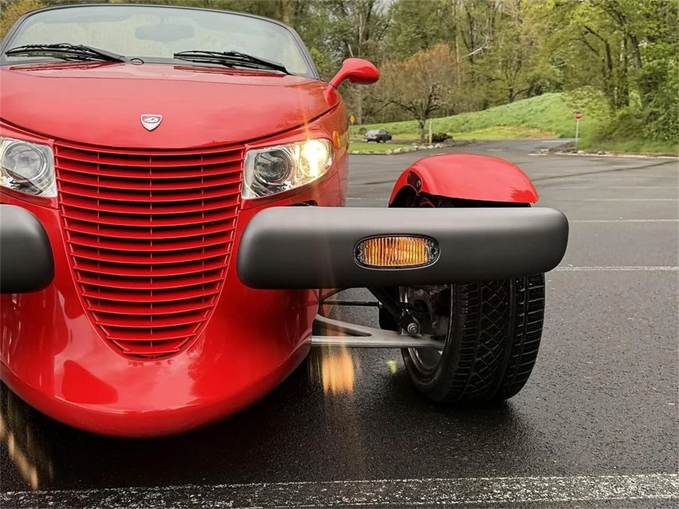 1999 Plymouth Prowler - Image 16 of 31