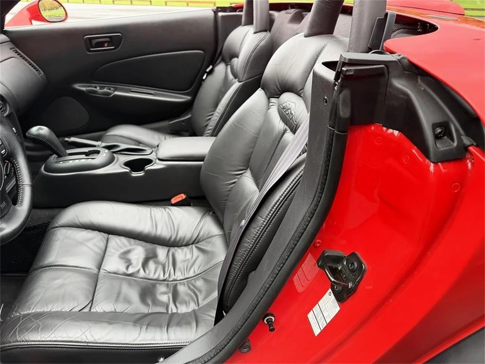 1999 Plymouth Prowler - Image 28 of 31