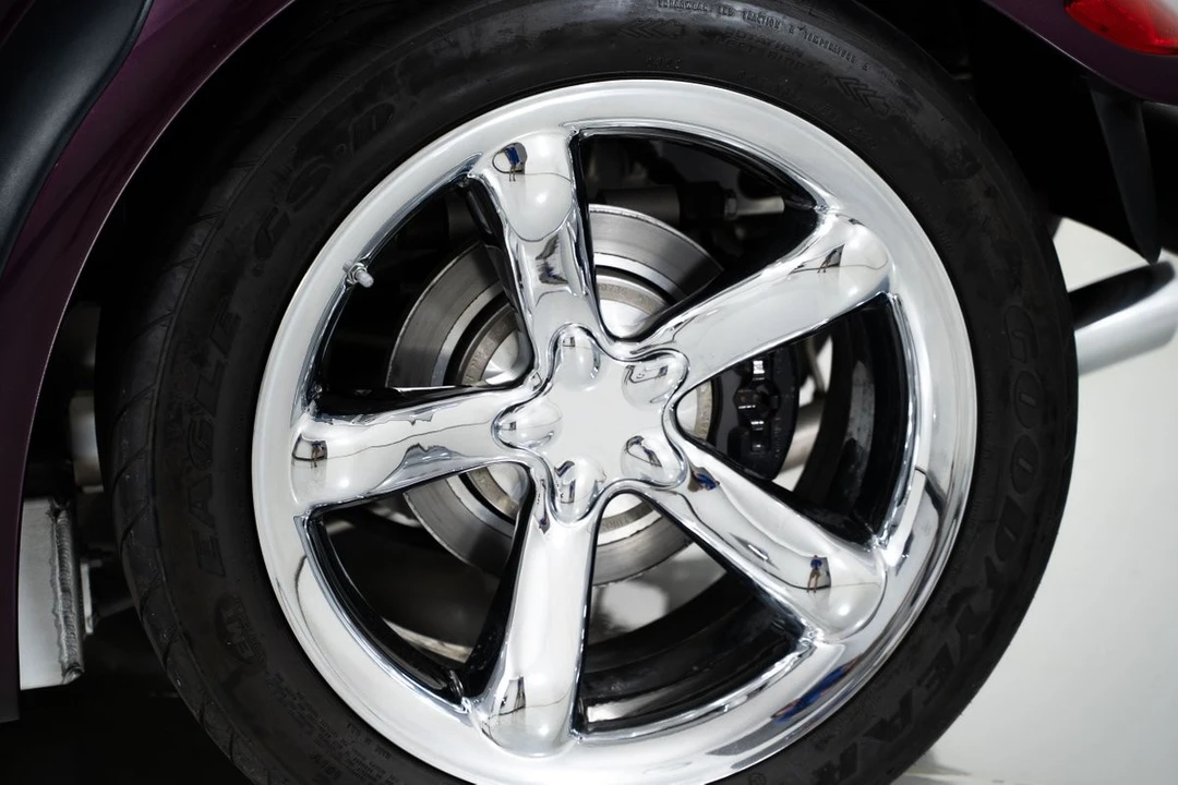 1999 Plymouth Prowler - Image 7 of 31
