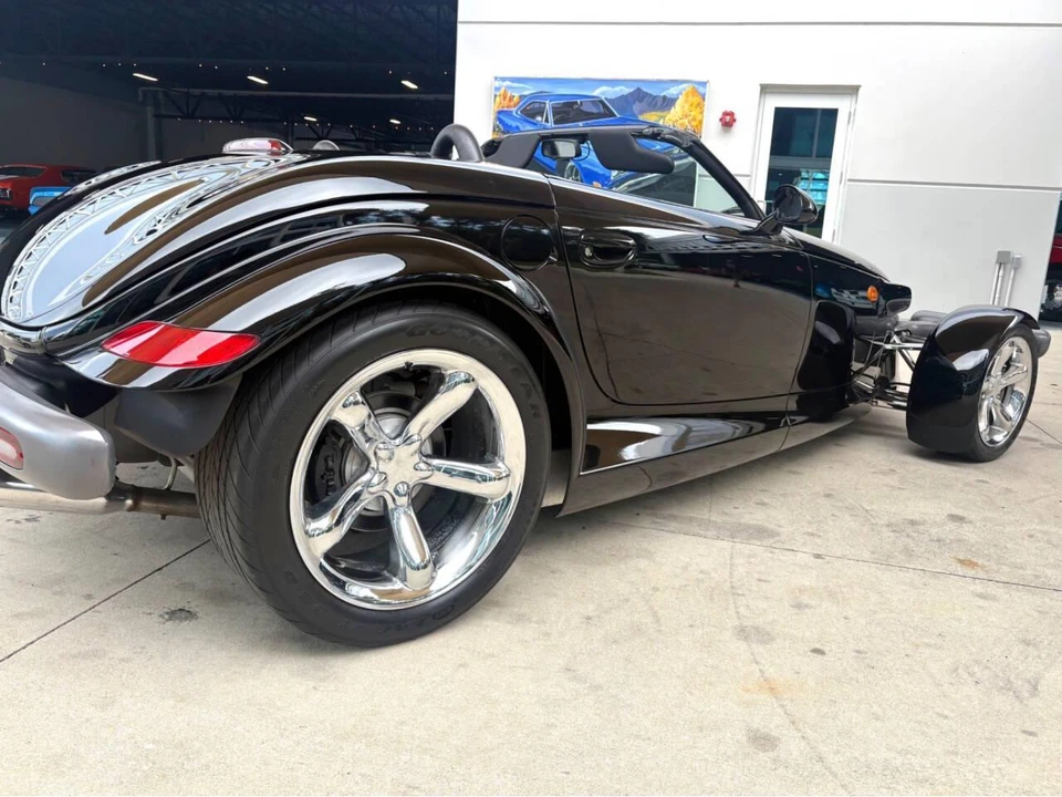 1999 Plymouth Prowler - Image 16 of 31