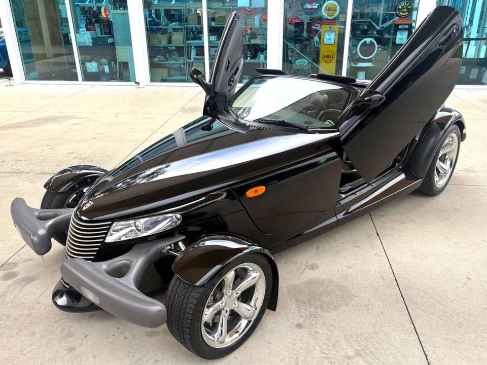 1999 Plymouth Prowler - Image 26 of 31