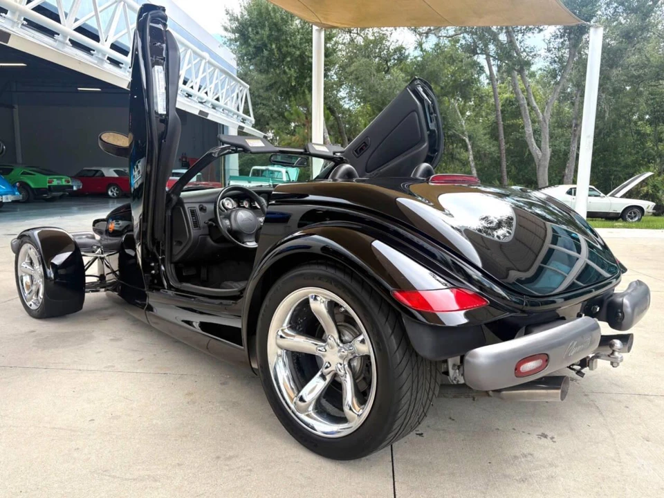 1999 Plymouth Prowler - Image 24 of 31