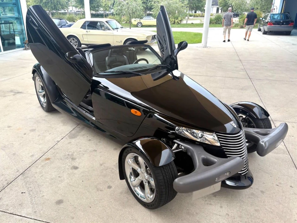 1999 Plymouth Prowler - Image 21 of 31