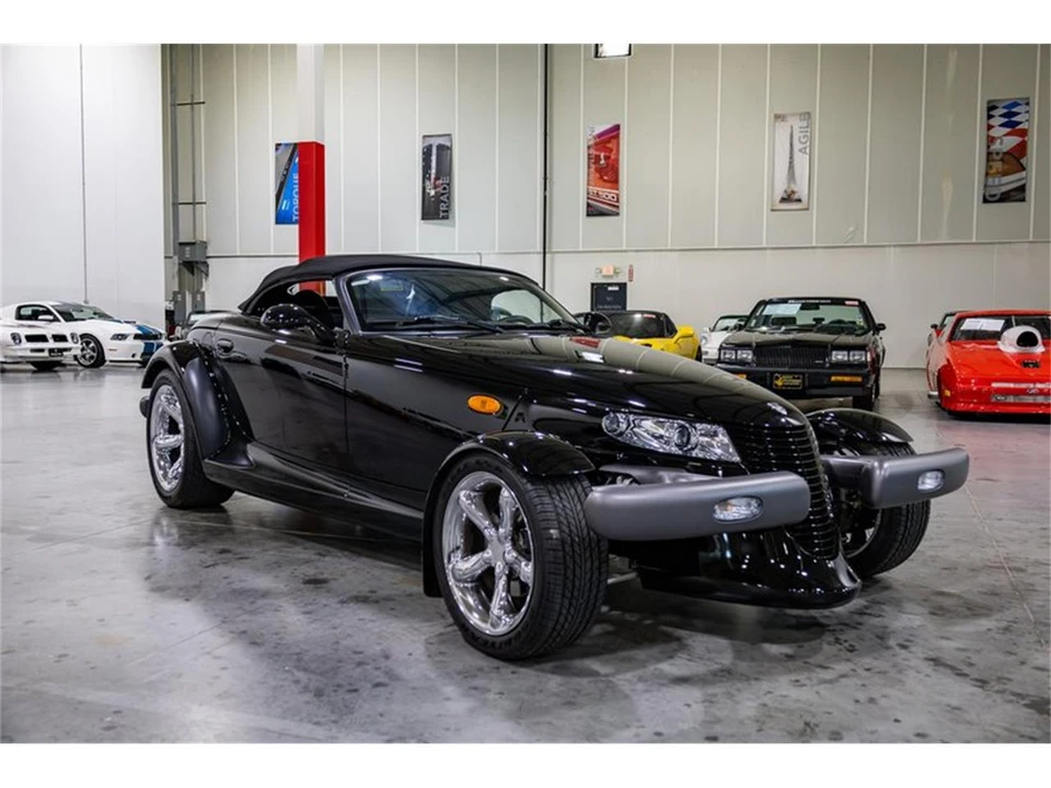 1999 Plymouth Prowler - Image 24 of 31