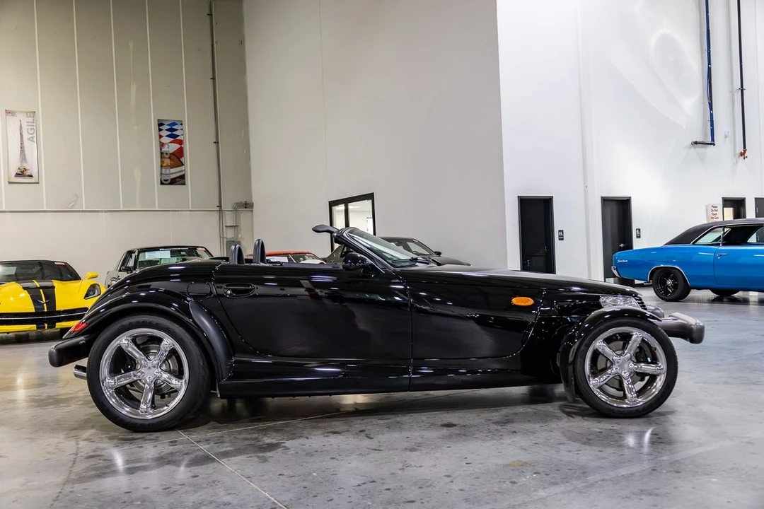 1999 Plymouth Prowler - Image 7 of 31