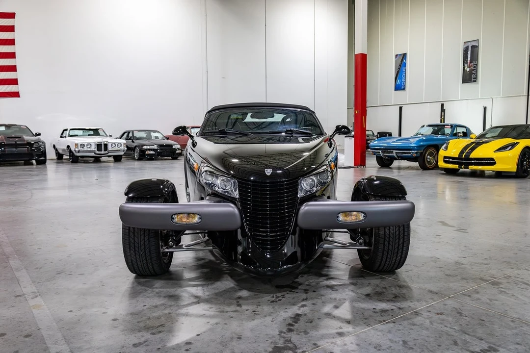 1999 Plymouth Prowler - Image 25 of 31