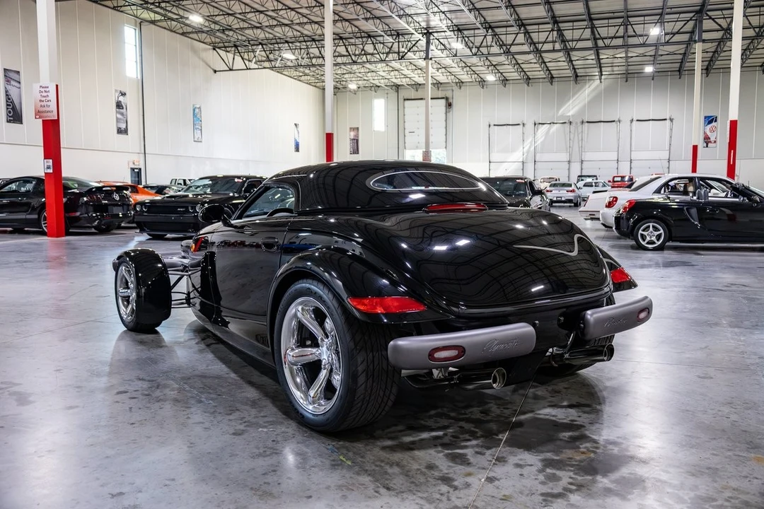 1999 Plymouth Prowler - Image 28 of 31