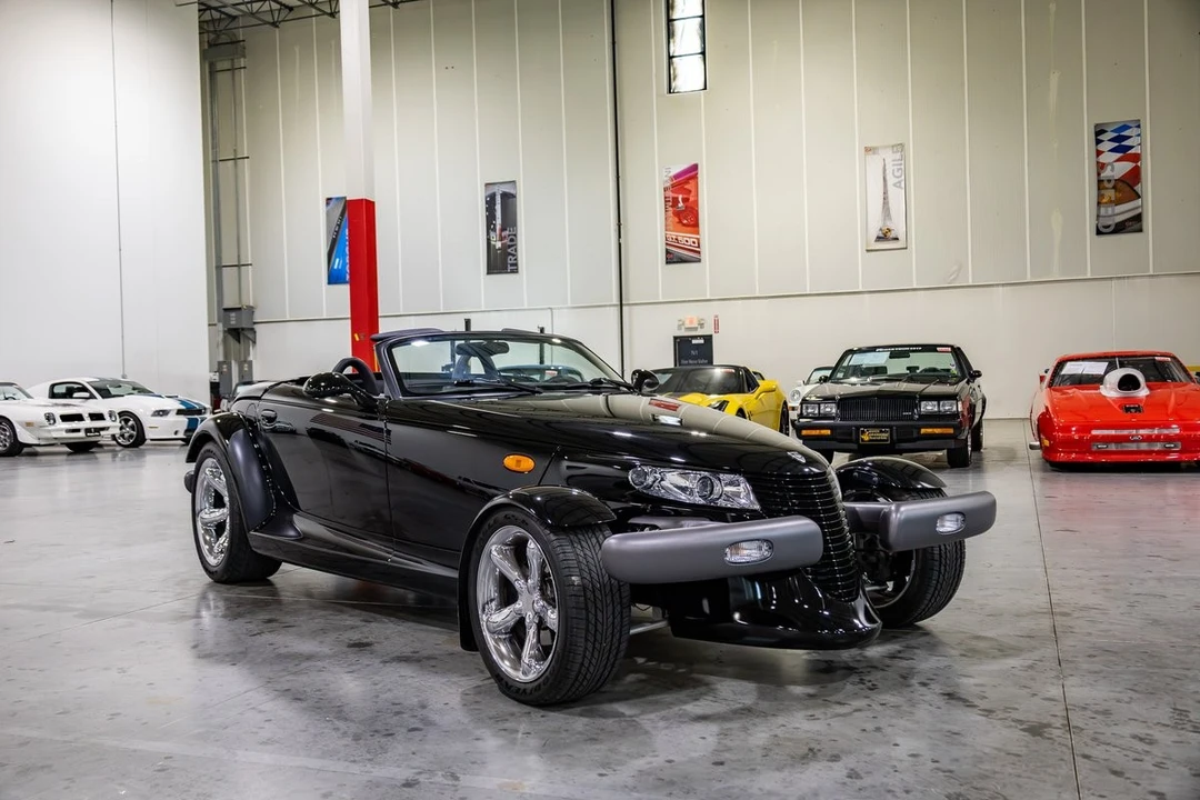 1999 Plymouth Prowler - Image 8 of 31