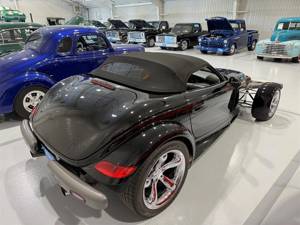 1999 Plymouth Prowler - Image 14 of 31
