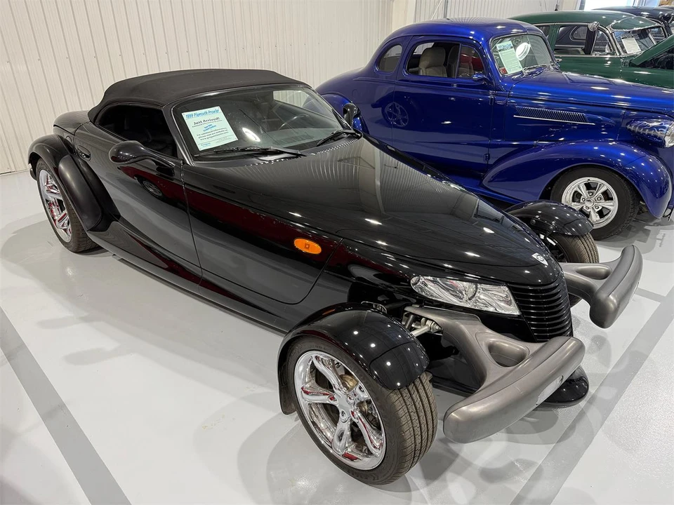 1999 Plymouth Prowler - Image 15 of 31