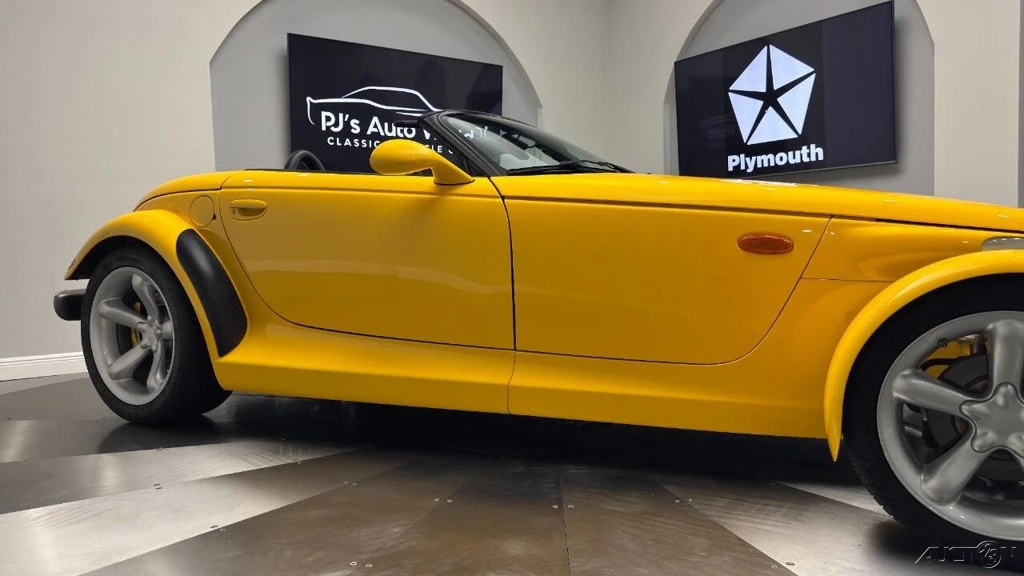 1999 Plymouth Prowler - Image 14 of 24