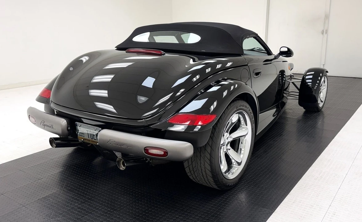 1999 Plymouth Prowler - Image 7 of 31