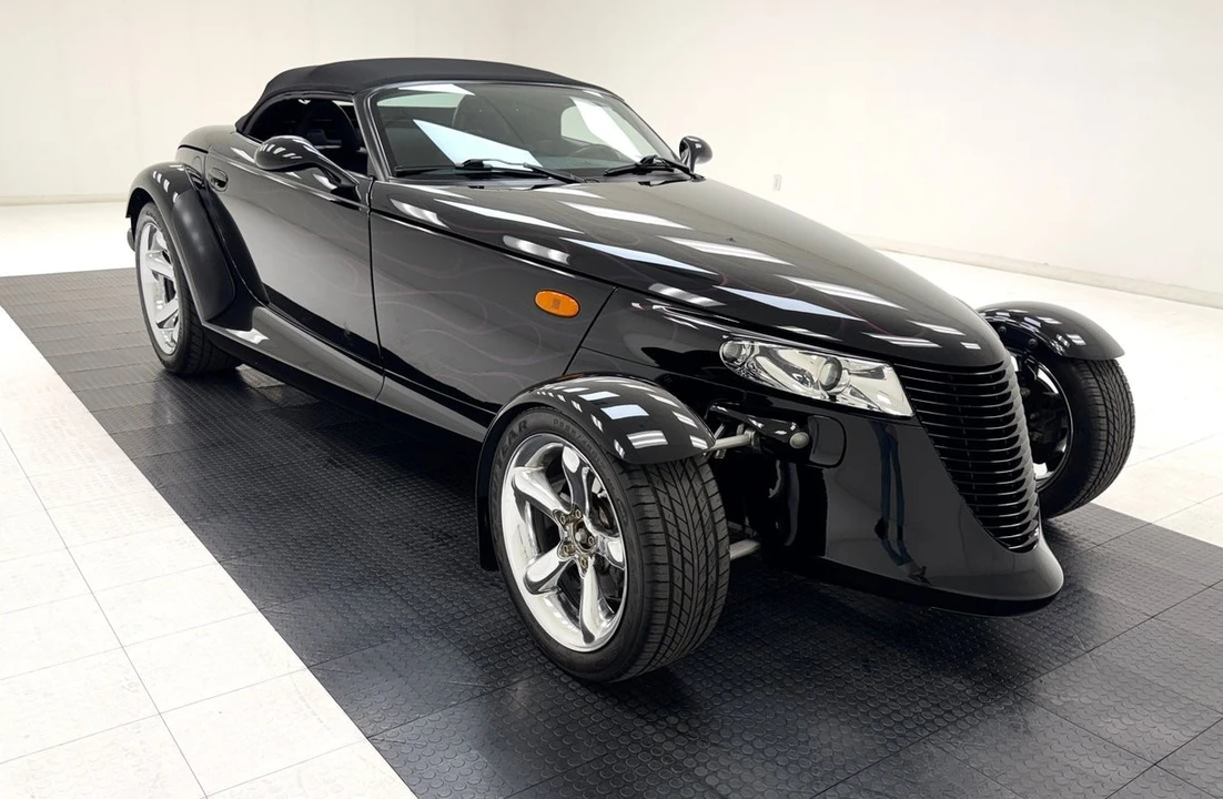 1999 Plymouth Prowler - Image 9 of 31