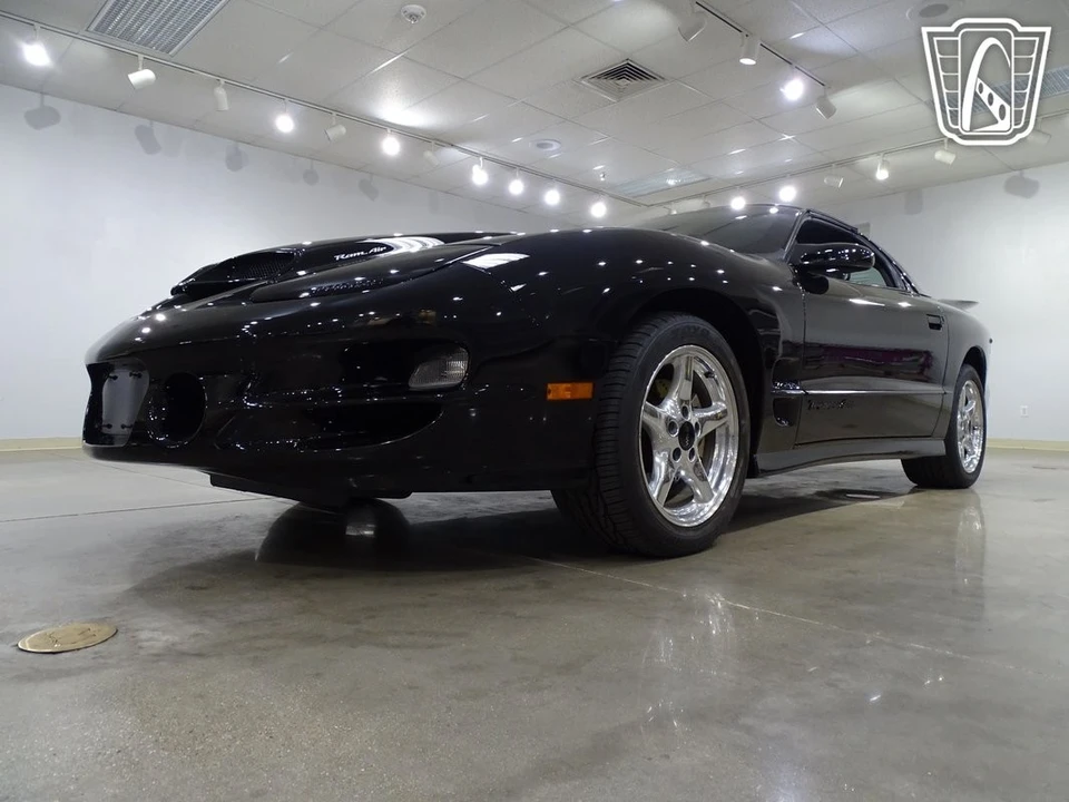 1999 Pontiac Firebird 4th Gen - Image 5 of 12