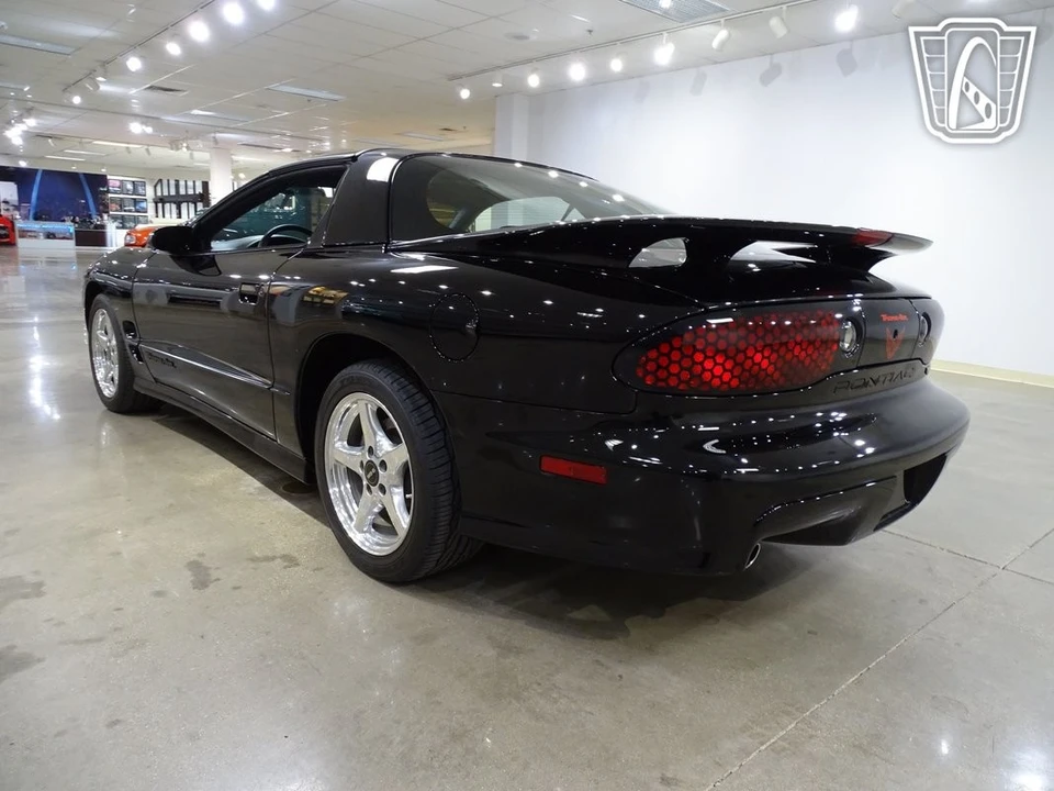 1999 Pontiac Firebird 4th Gen - Image 10 of 12