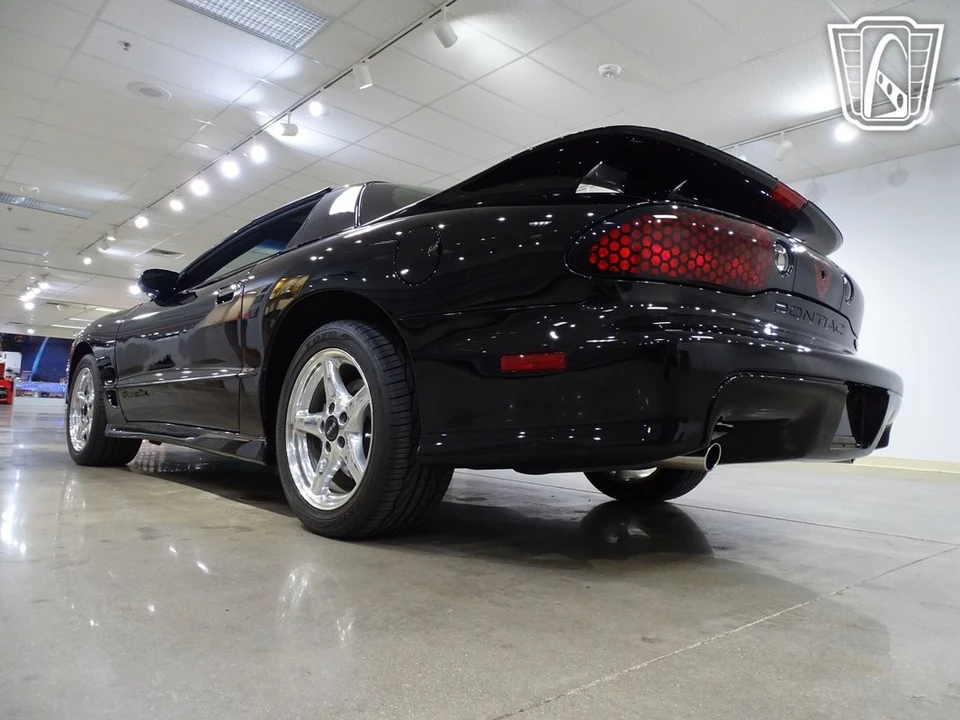 1999 Pontiac Firebird 4th Gen - Image 11 of 12