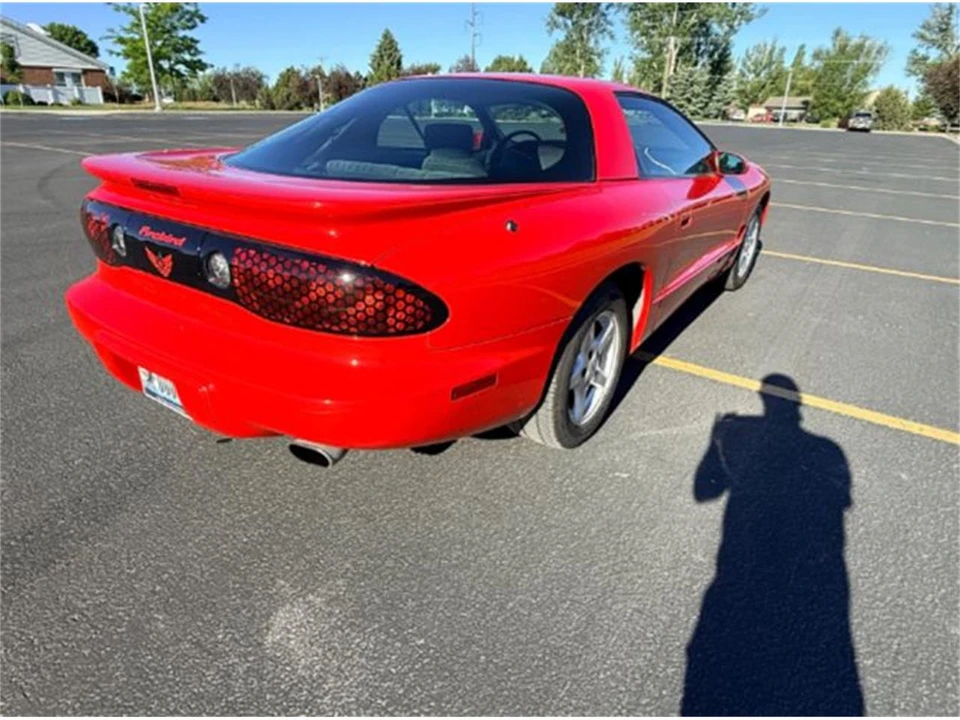 1999 Pontiac Firebird 4th Gen - Image 7 of 13