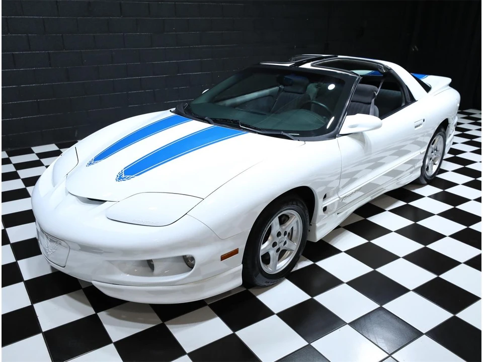 1999 Pontiac Firebird 4th Gen - Image 12 of 31