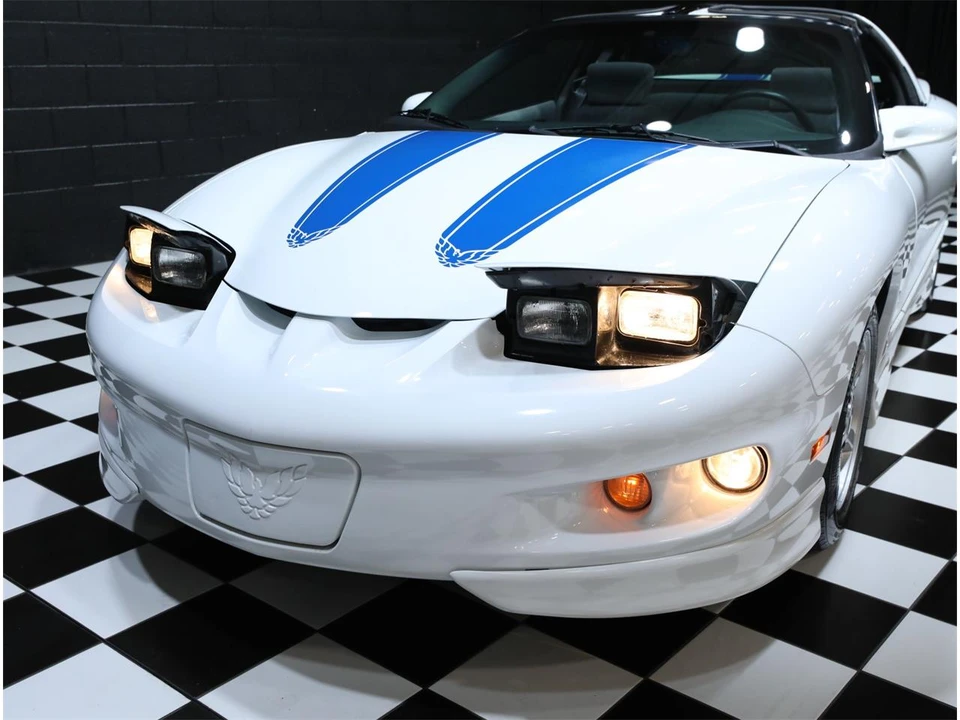 1999 Pontiac Firebird 4th Gen - Image 14 of 31