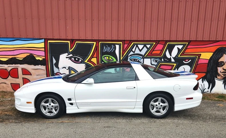 1999 Pontiac Firebird 4th Gen - Image 2 of 22