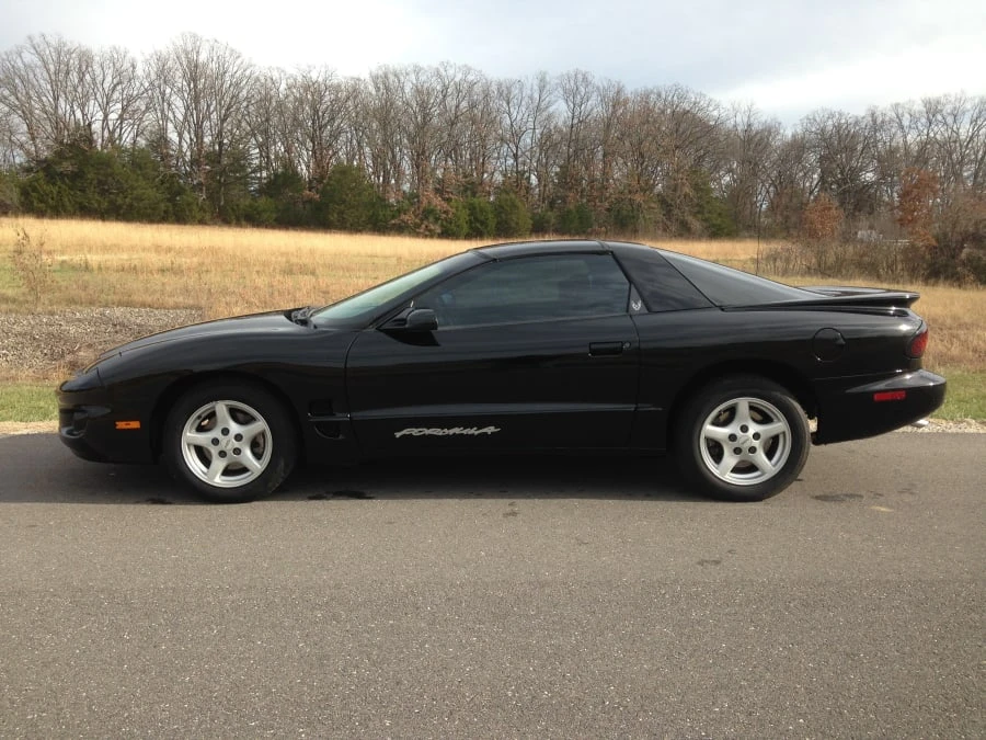 1999 Pontiac Firebird 4th Gen - Image 2 of 7