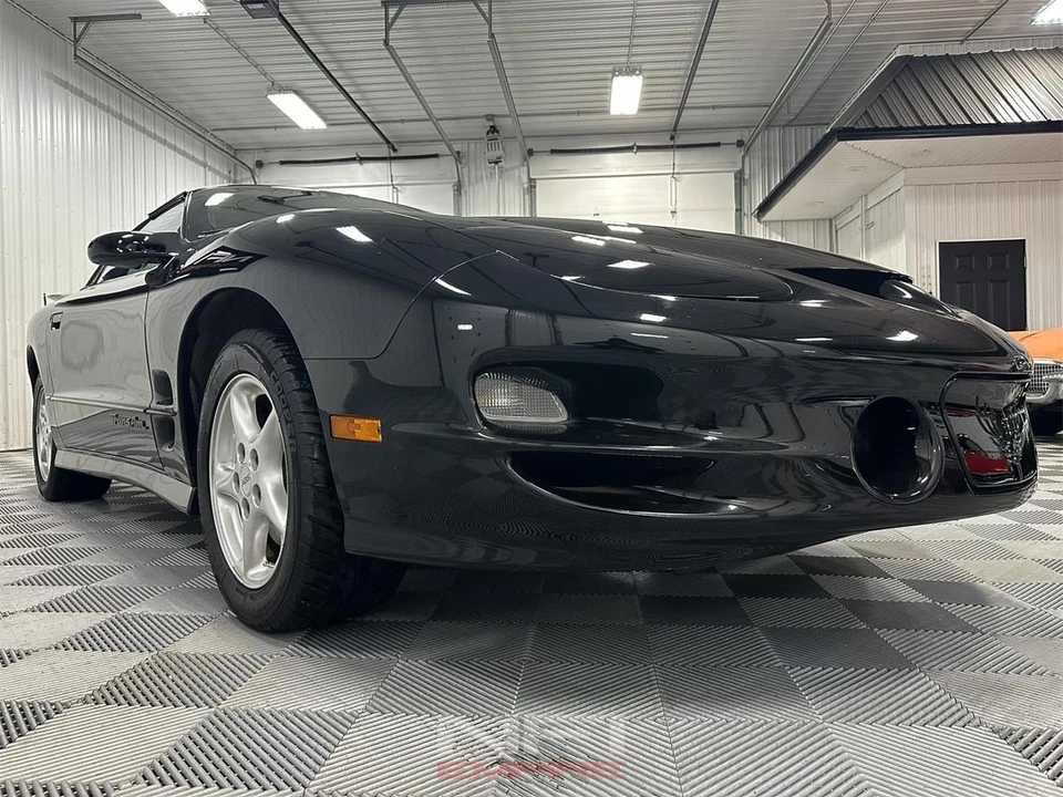 1999 Pontiac Firebird 4th Gen - Image 15 of 31