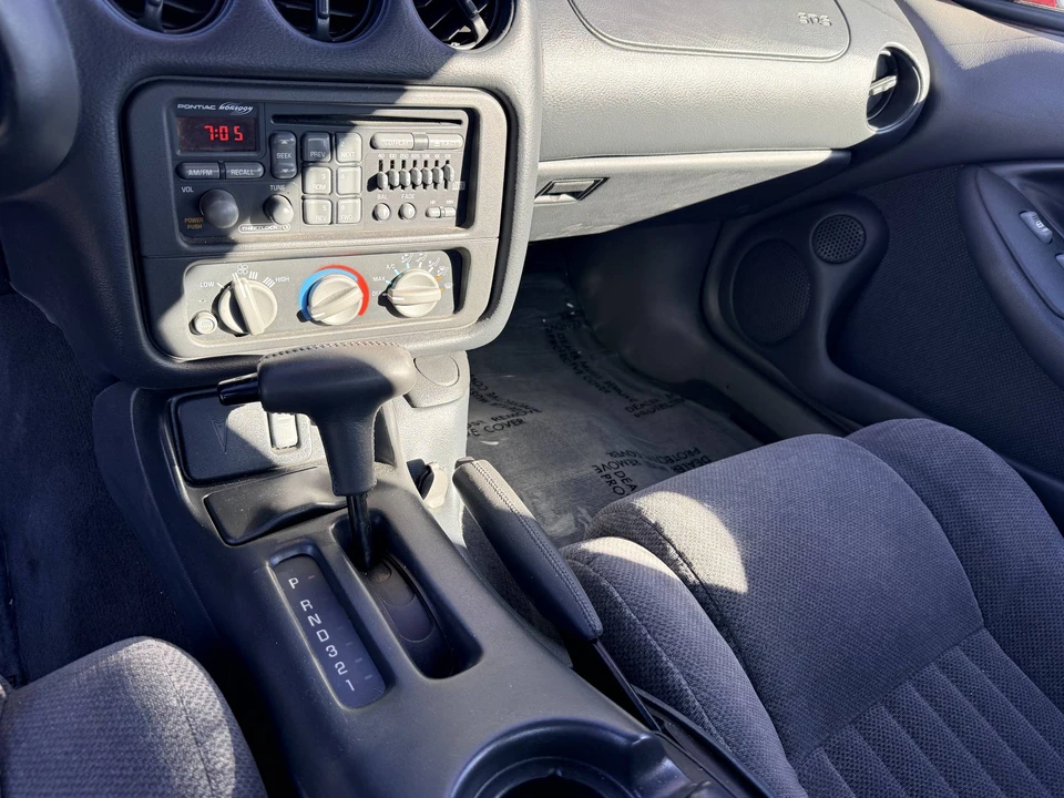 1999 Pontiac Firebird 4th Gen - Image 13 of 30