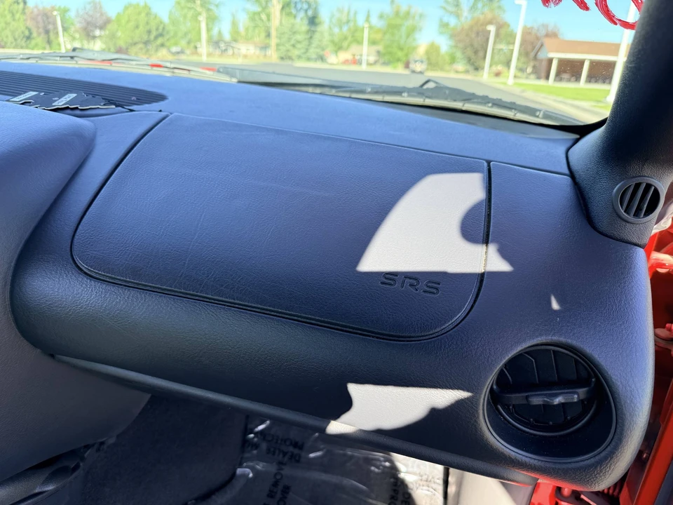 1999 Pontiac Firebird 4th Gen - Image 16 of 30