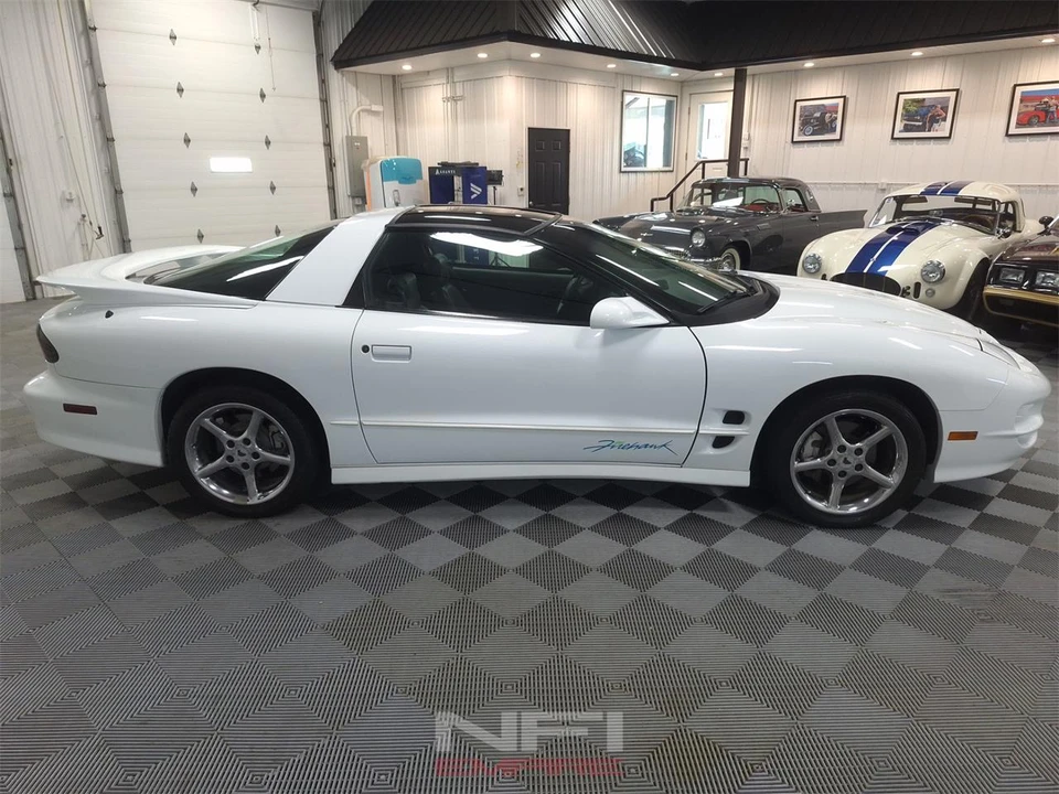 1999 Pontiac Firebird 4th Gen - Image 7 of 31