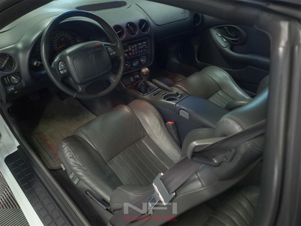 1999 Pontiac Firebird 4th Gen - Image 23 of 31