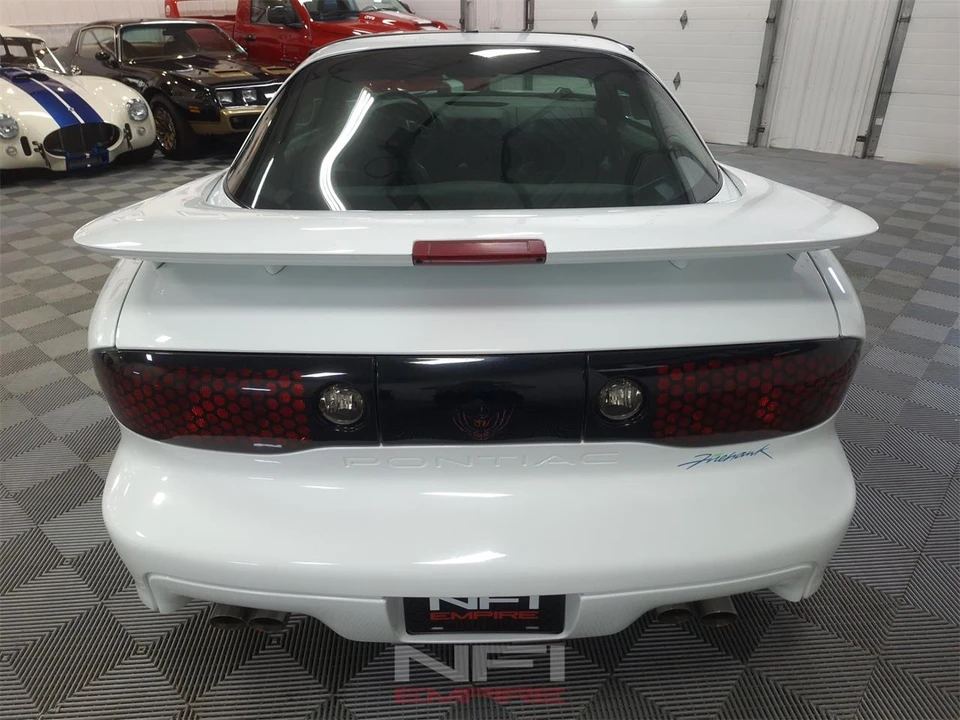 1999 Pontiac Firebird 4th Gen - Image 9 of 31