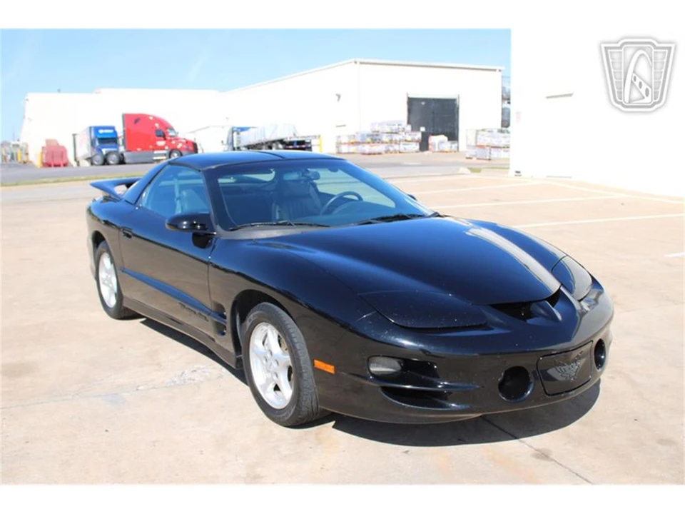 1999 Pontiac Firebird 4th Gen - Image 2 of 31