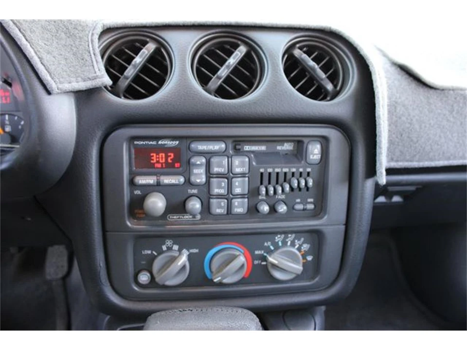 1999 Pontiac Firebird 4th Gen - Image 22 of 31