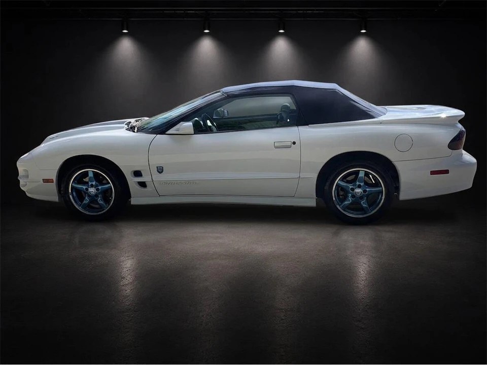 1999 Pontiac Firebird 4th Gen - Image 9 of 22