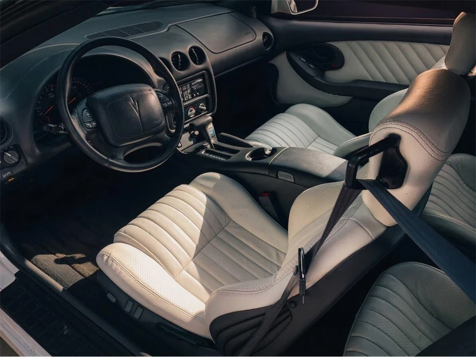 1999 Pontiac Firebird 4th Gen - Image 11 of 22