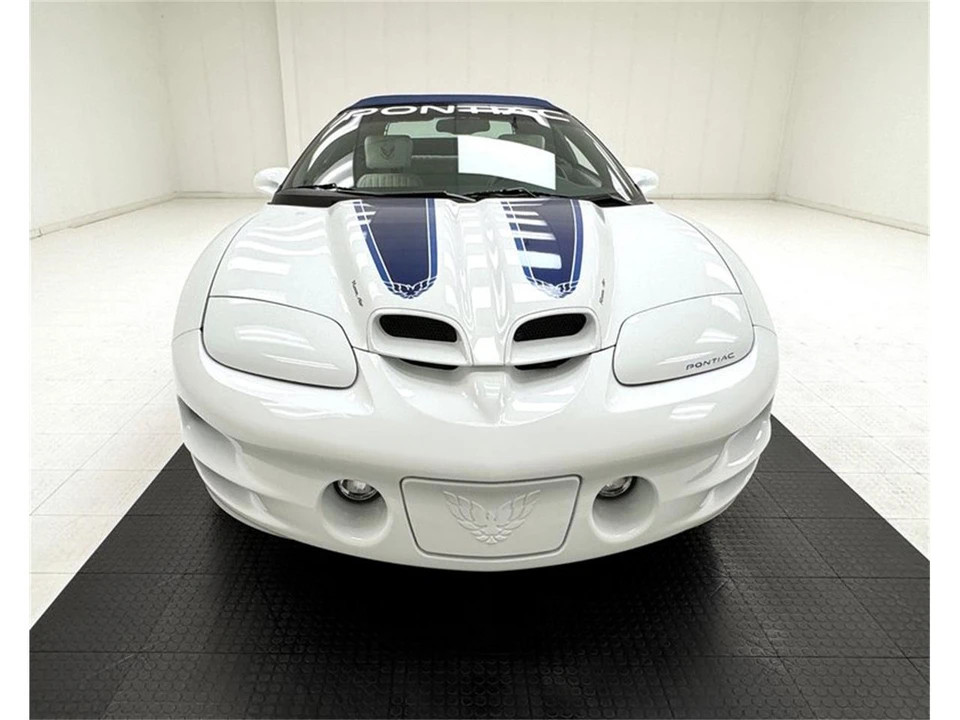 1999 Pontiac Firebird 4th Gen - Image 11 of 31