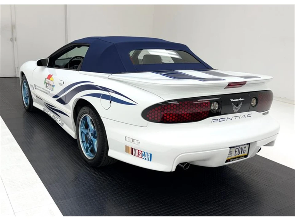 1999 Pontiac Firebird 4th Gen - Image 5 of 31
