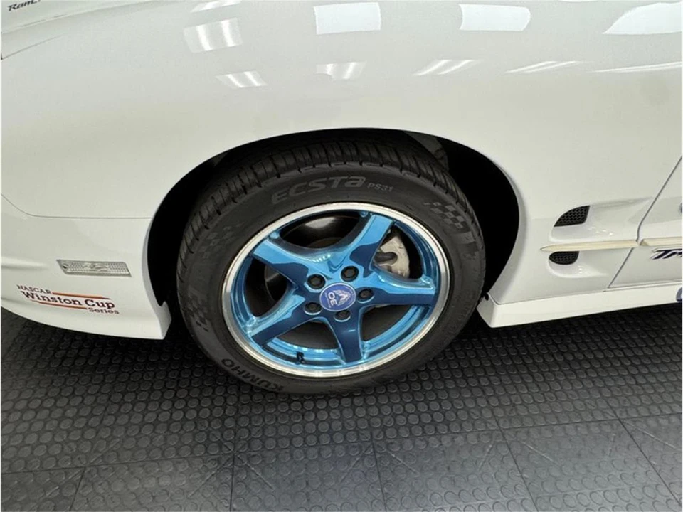 1999 Pontiac Firebird 4th Gen - Image 15 of 31