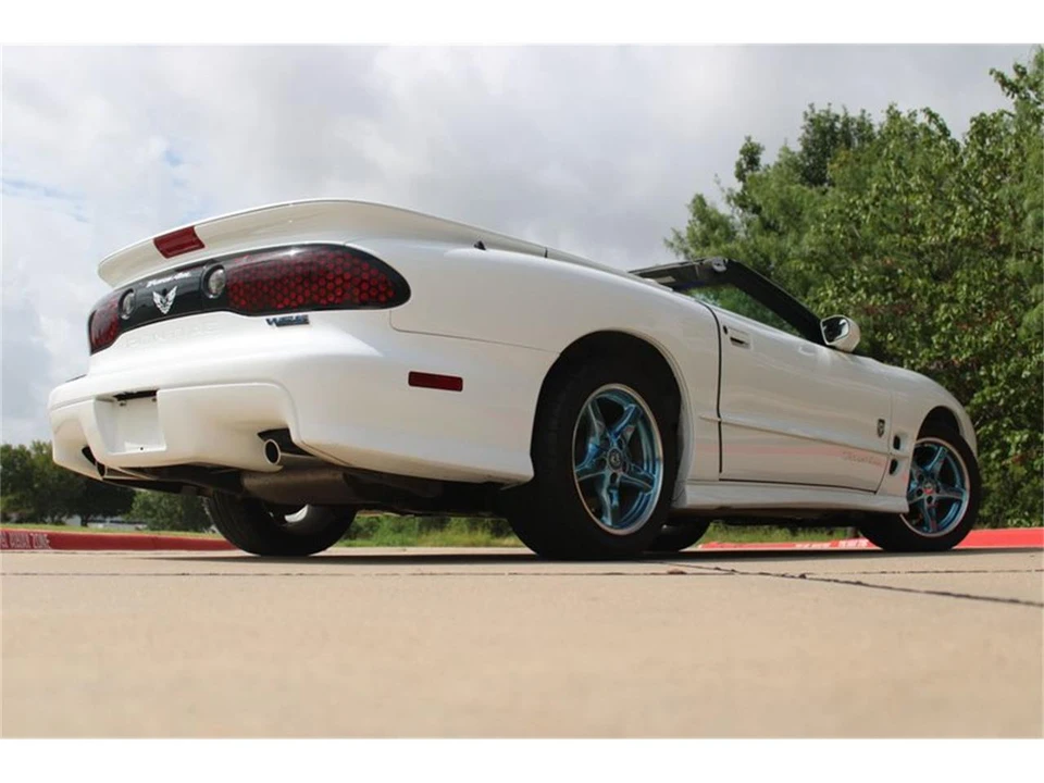 1999 Pontiac Firebird 4th Gen - Image 16 of 31