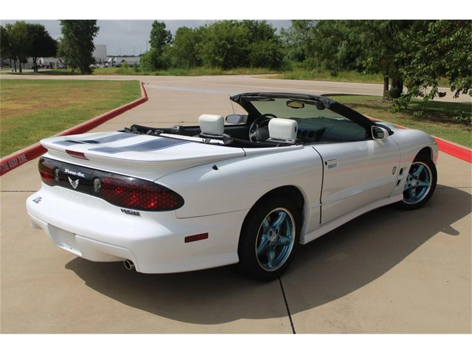 1999 Pontiac Firebird 4th Gen - Image 14 of 31