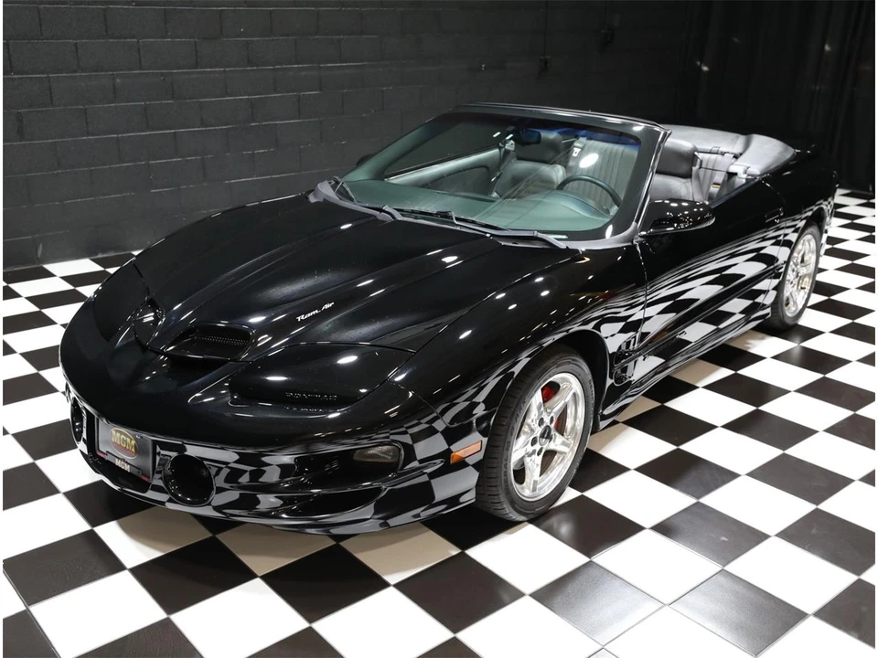 1999 Pontiac Firebird 4th Gen - Image 13 of 31