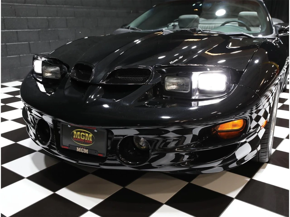 1999 Pontiac Firebird 4th Gen - Image 17 of 31