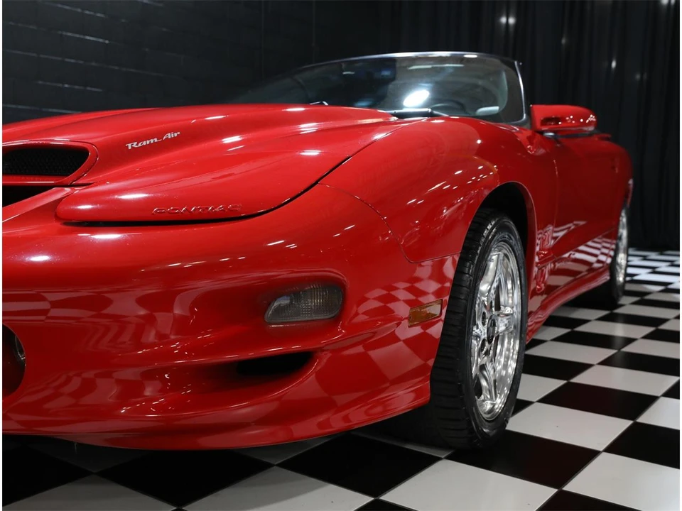 1999 Pontiac Firebird 4th Gen - Image 17 of 31