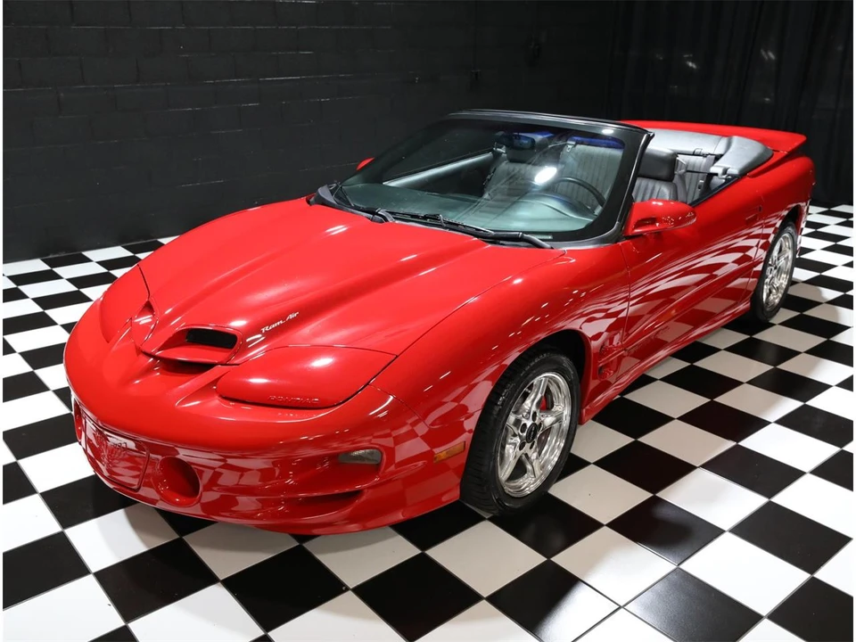 1999 Pontiac Firebird 4th Gen - Image 14 of 31