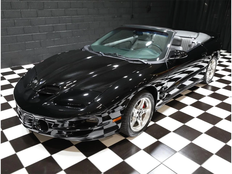 1999 Pontiac Firebird 4th Gen - Image 13 of 31