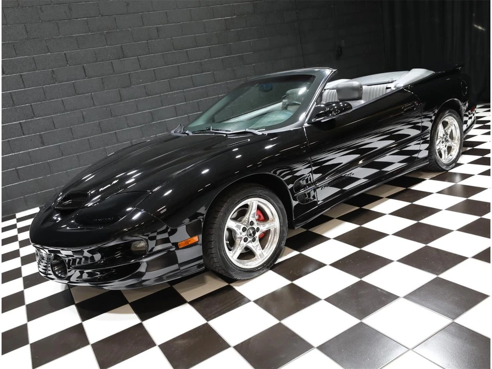 1999 Pontiac Firebird 4th Gen - Image 15 of 31