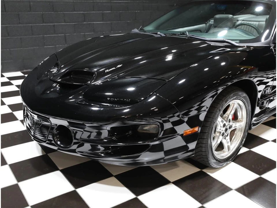 1999 Pontiac Firebird 4th Gen - Image 14 of 31