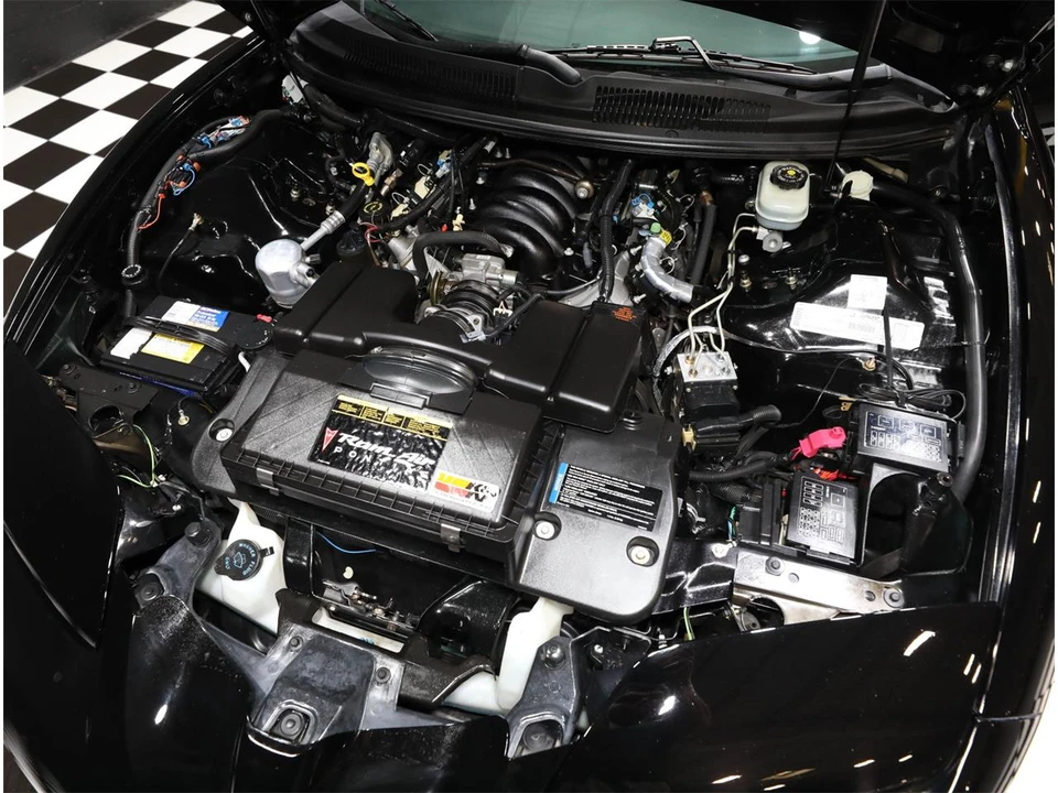 1999 Pontiac Firebird 4th Gen - Image 2 of 31