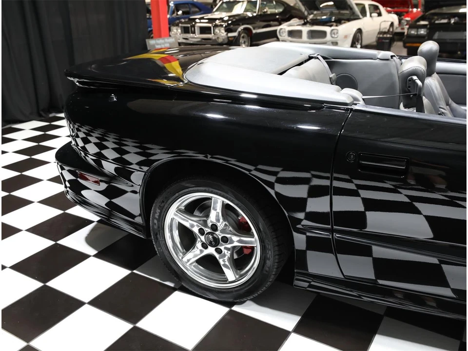 1999 Pontiac Firebird 4th Gen - Image 25 of 31