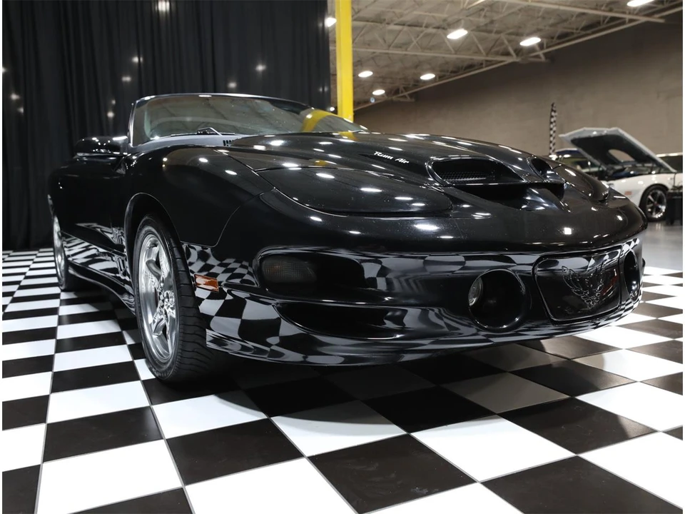 1999 Pontiac Firebird 4th Gen - Image 21 of 31